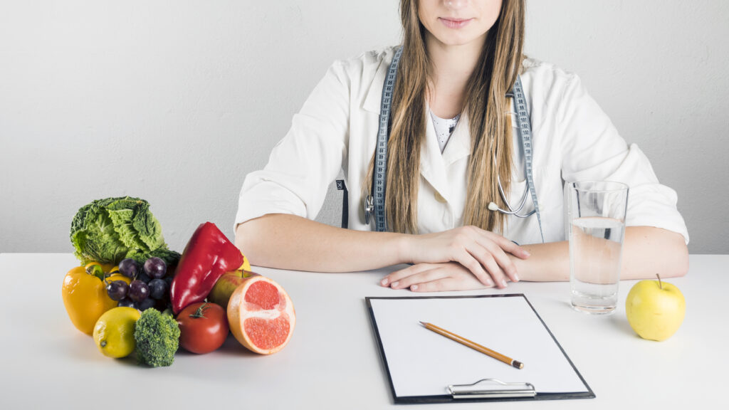 Feeding After Nose Surgery: Eating Well After Rhinoplasty 2 Feeding After Nose Surgery: Eating Well After Rhinoplasty
